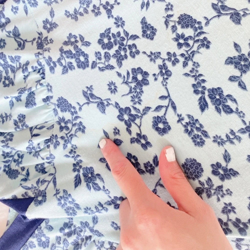 SOLD FLORAL Ruffle Blouse size L - Picture 8 of 16